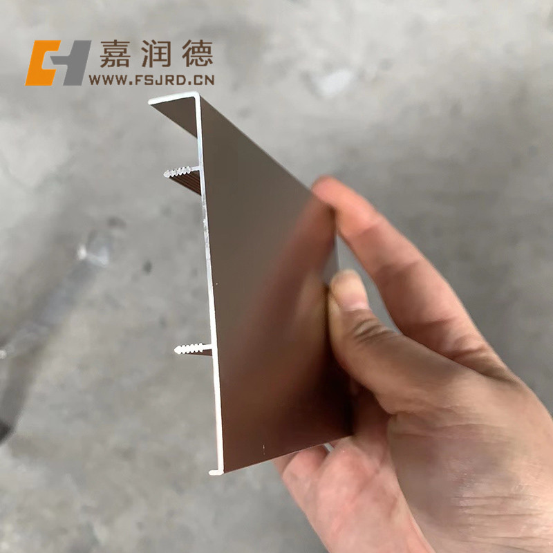 铝合金踢脚线-2